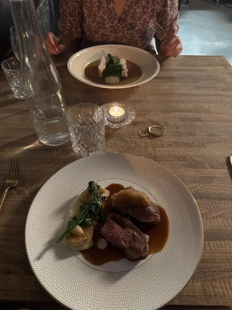 Olivier_Lunar_Barlaston_reseña