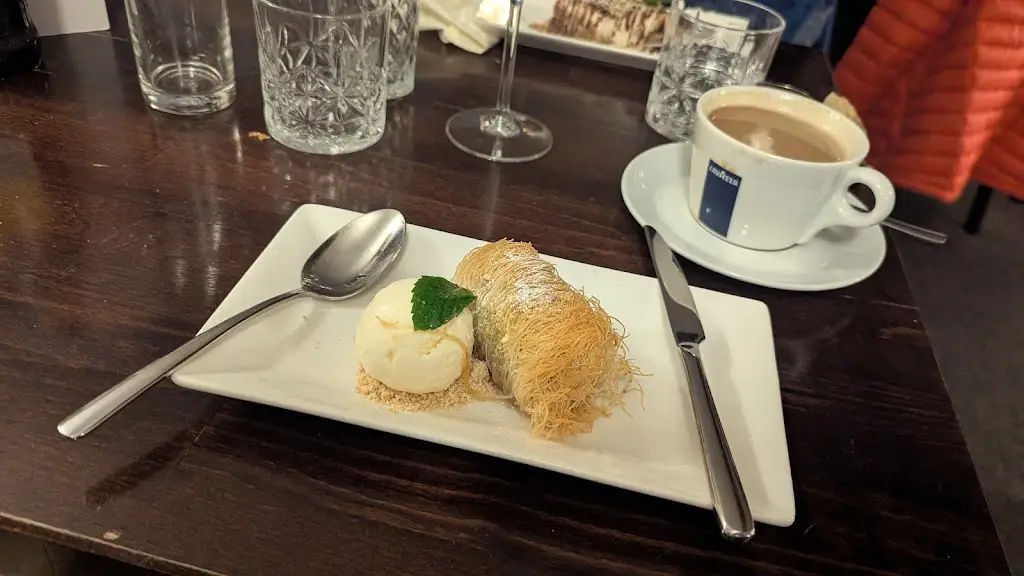 Jim Vithanage_Eros Restaurant_Knowle_review