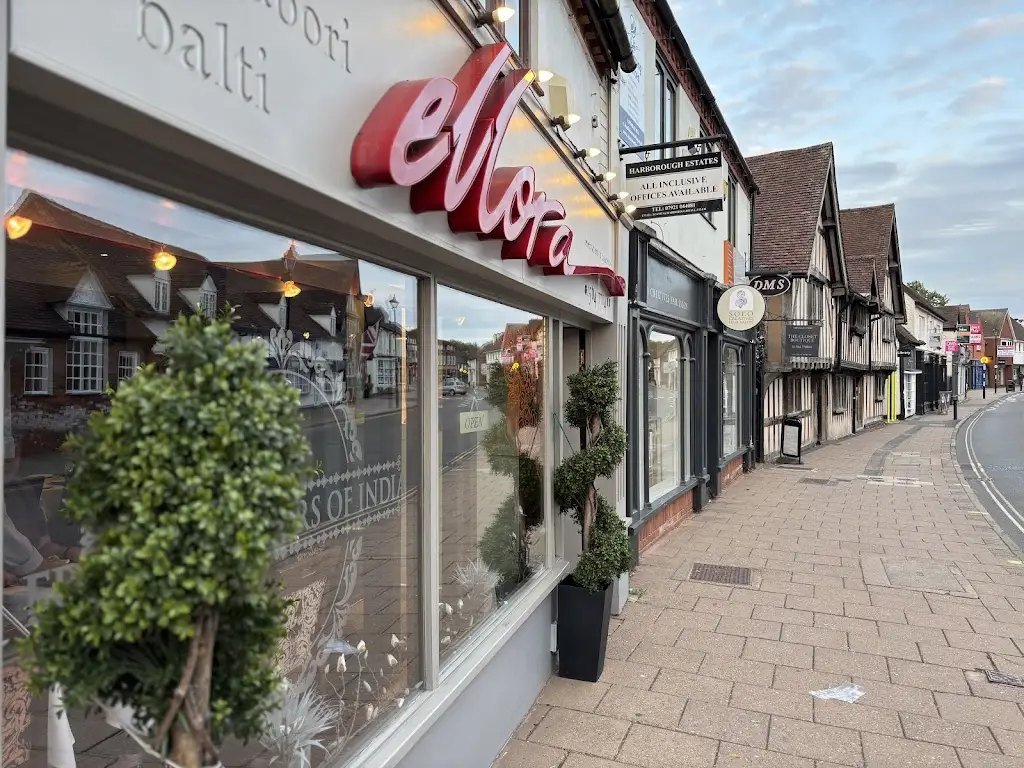 Luke_Ellora_Knowle_review