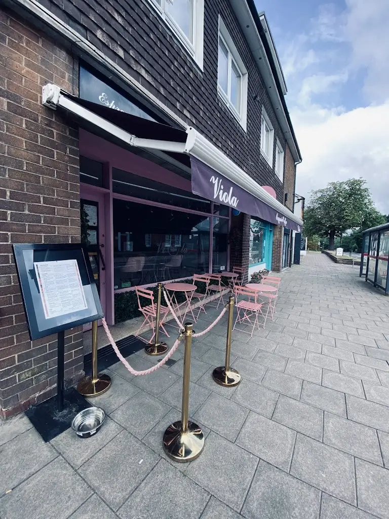 David Clarke_Cafe Viola_Knowle_recensione