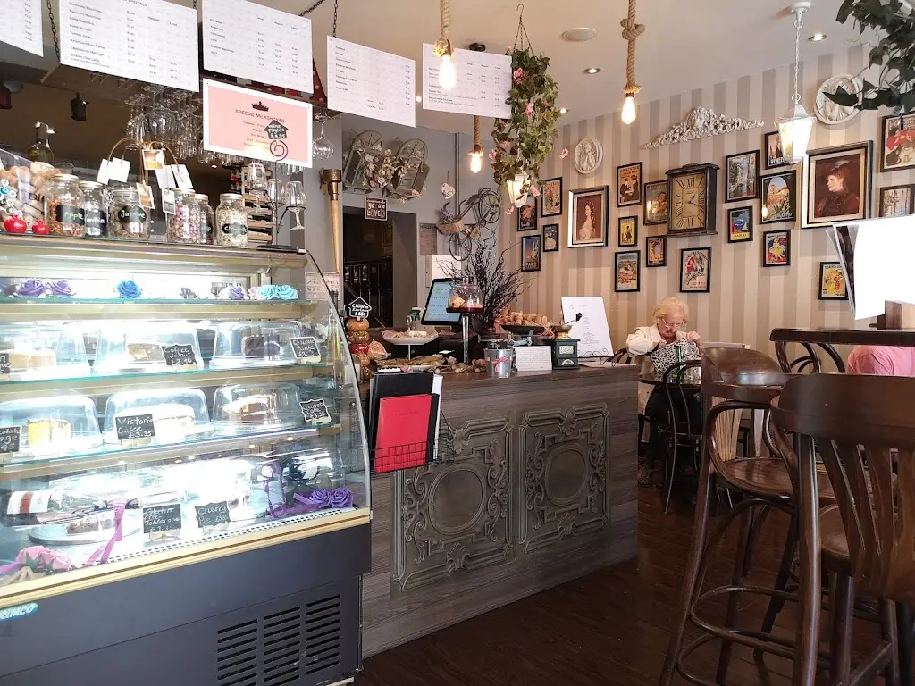 Cafe Viola_Knowle_slider_image_3