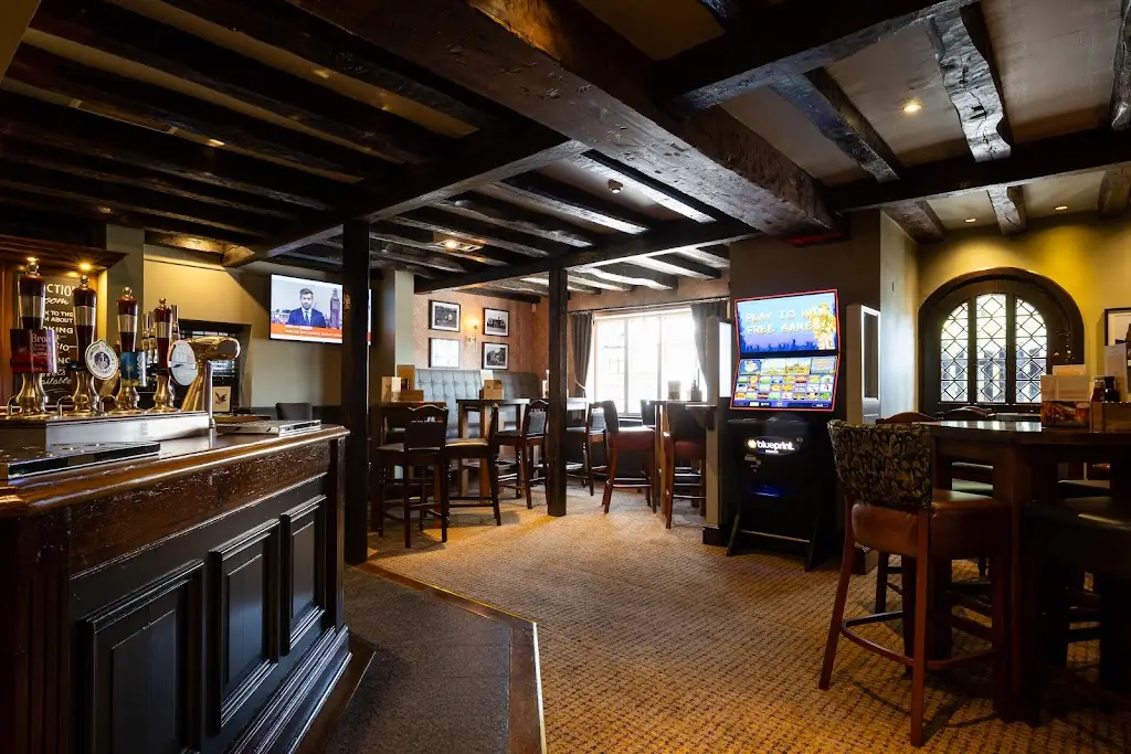 The Red Lion_Knowle_slider_image_1