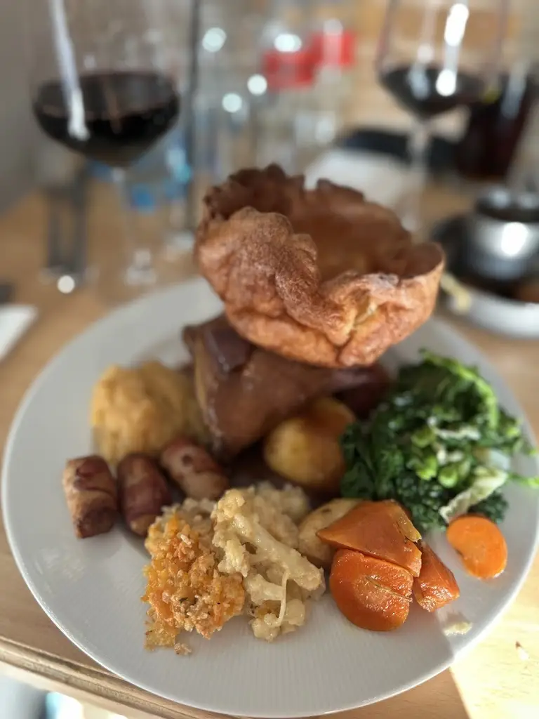 Katie Blackwell_Punchbowl_Knowle_review