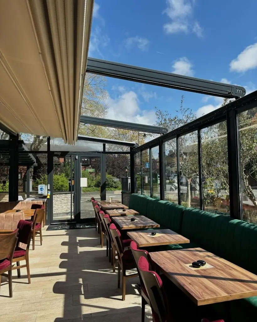 Al Dente Restaurant & Bar_Lark Hill_slider_image_1