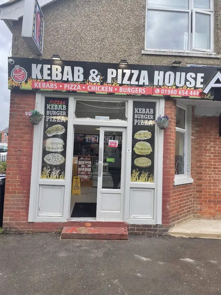 ExploreWith Kash_Larkhill Kebab And Pizza House_Lark Hill_review