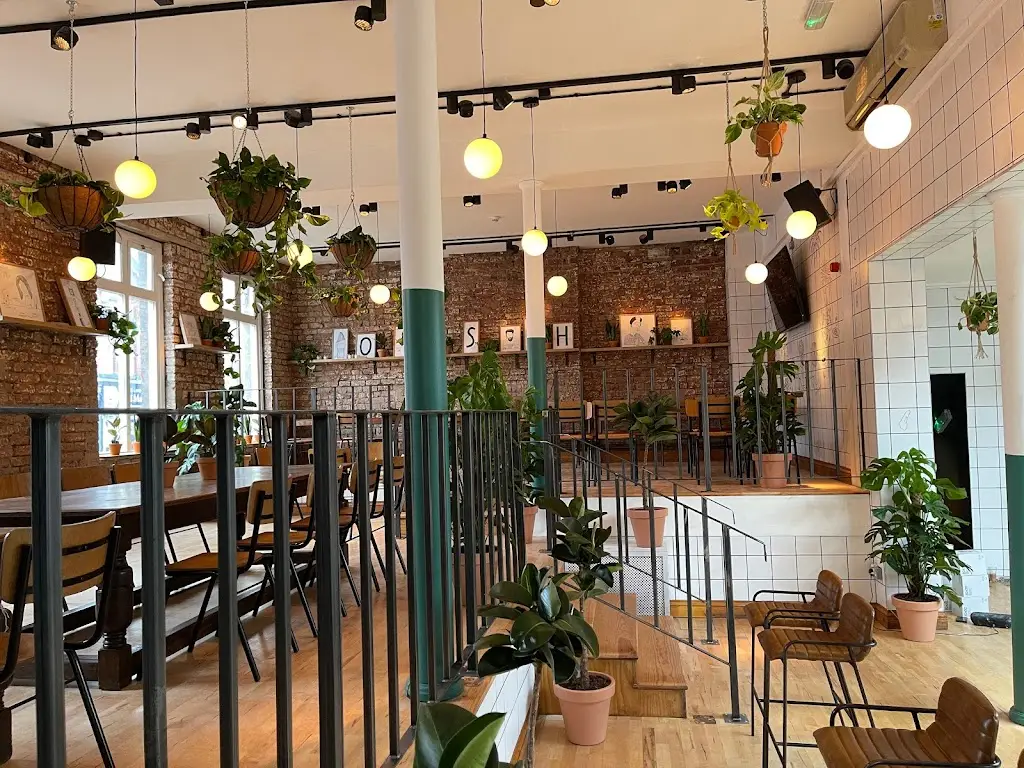 The Old School House restaurant in Lark Hill