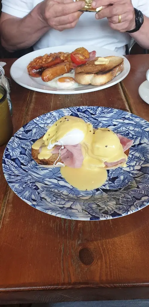 Menu_Pippin's Corner_Lark Hill_image_7