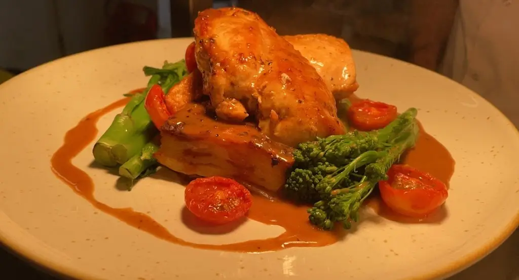 The Layer Fox_Layer de la Haye_slider_image_2