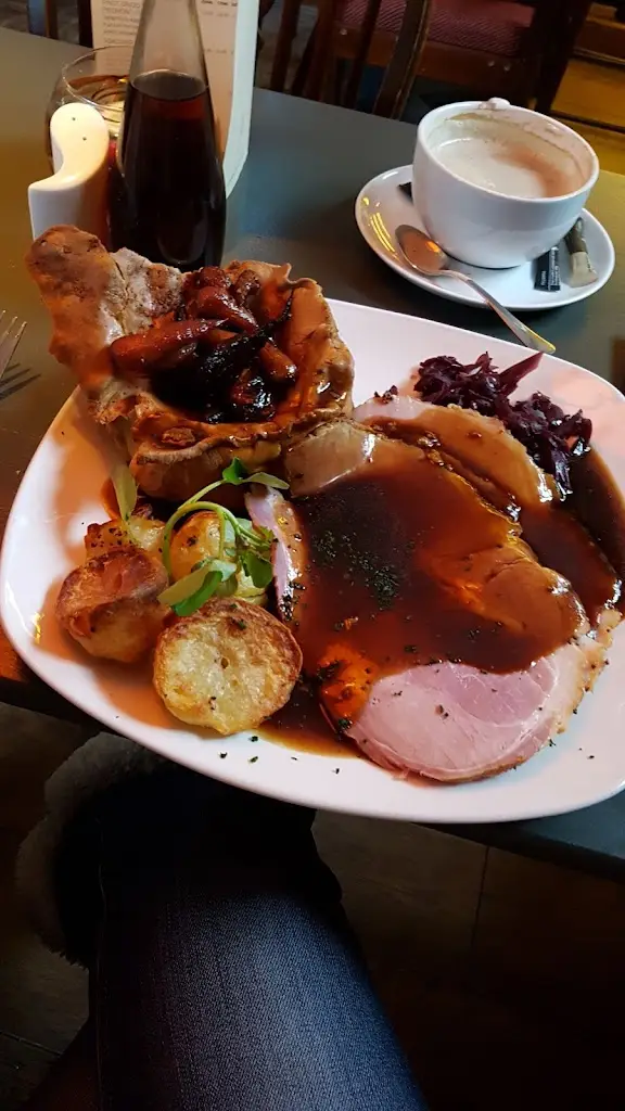 Menu_Donkey & Buskins_Layer de la Haye_image_5