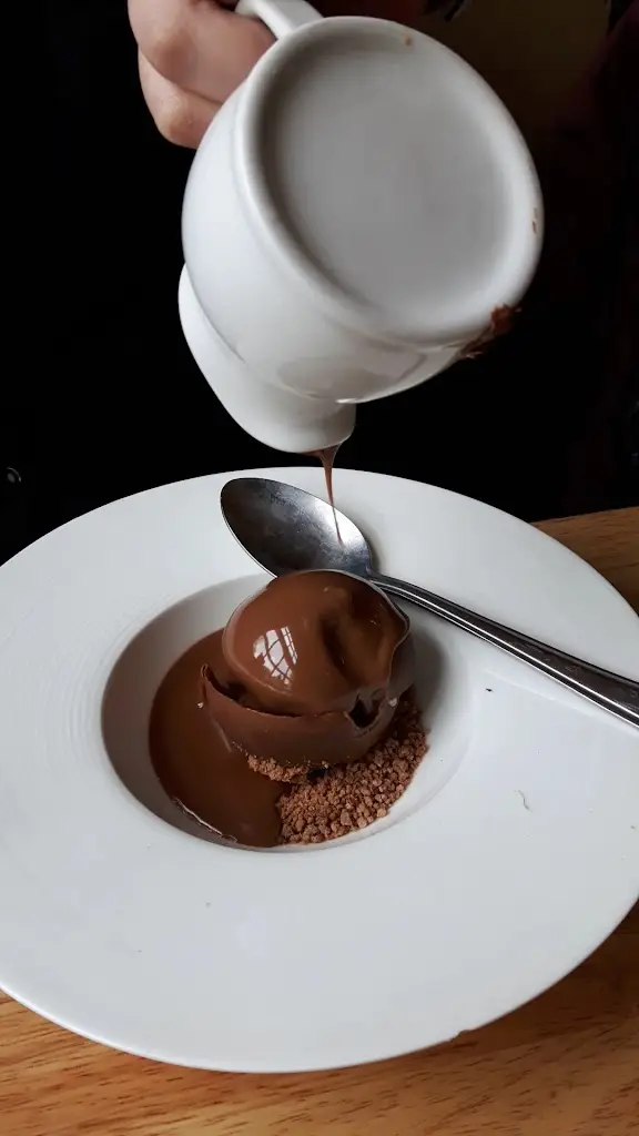 Donkey & Buskins_Layer de la Haye_slider_image_2