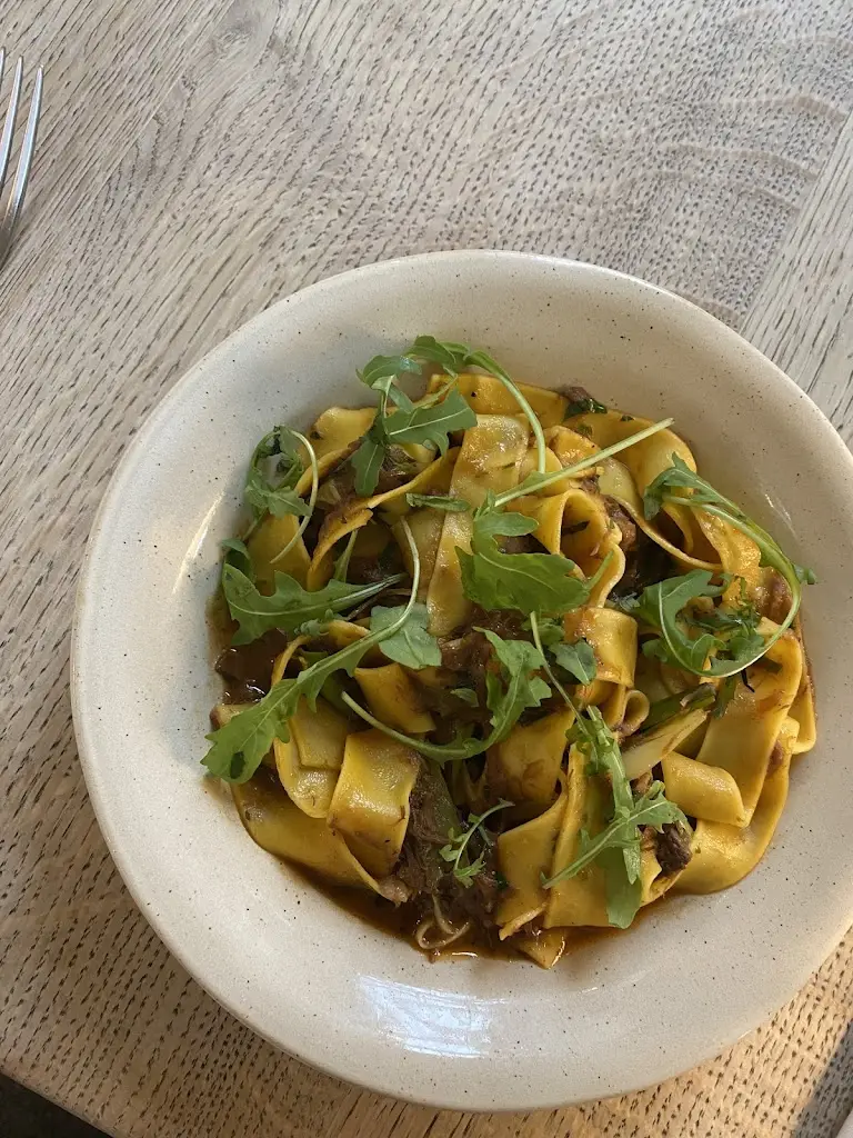 Harriet Carline_The Garden House_Leatherhead_review