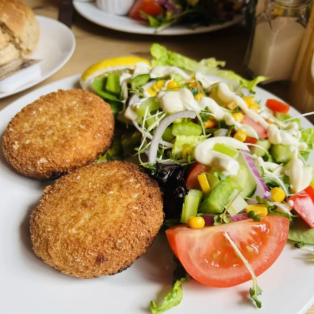 Derek_The Trout Inn_Lechlade_review