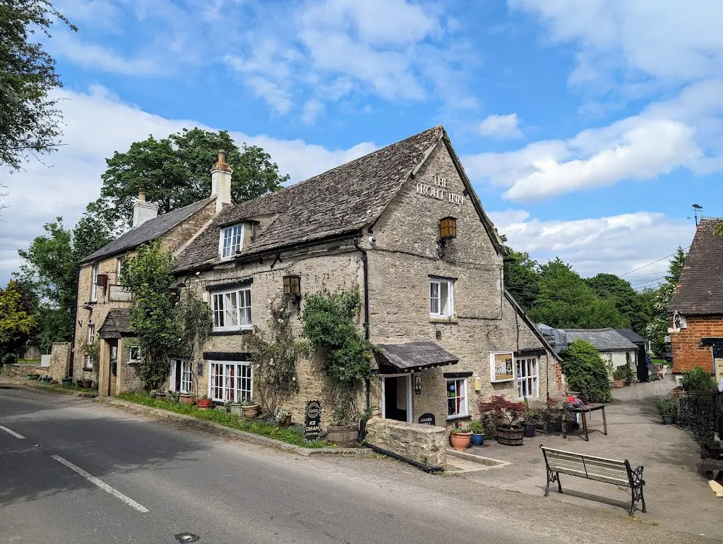 Tony Hom_The Trout Inn_Lechlade_review