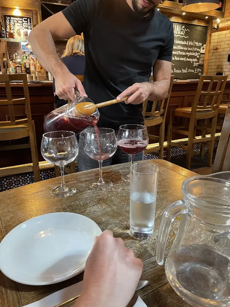 Callum Barker-Nicol_Evuna Knutsford_Knutsford_review