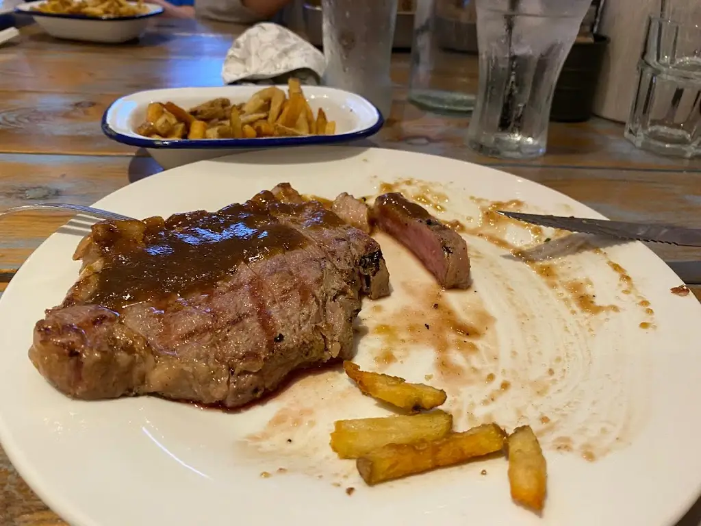 N Shergold_Cristina's Steak_Barking_review