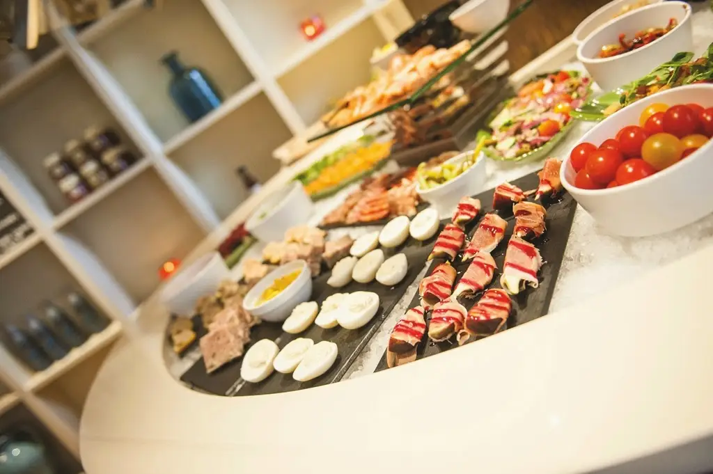 The Restaurant and Bar_Knutsford_slider_image_2