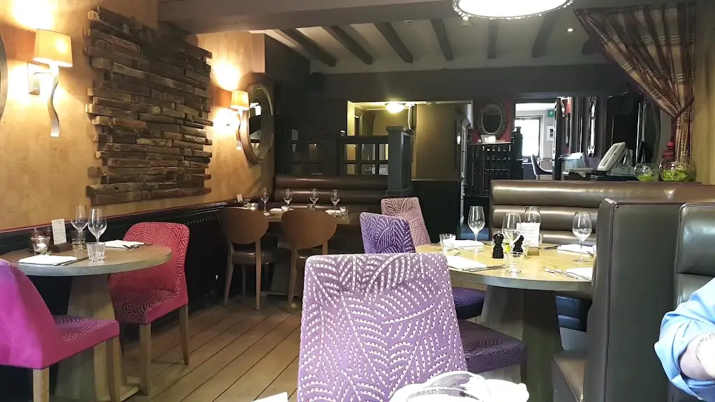 Bells of Peover_Knutsford_slider_image_2