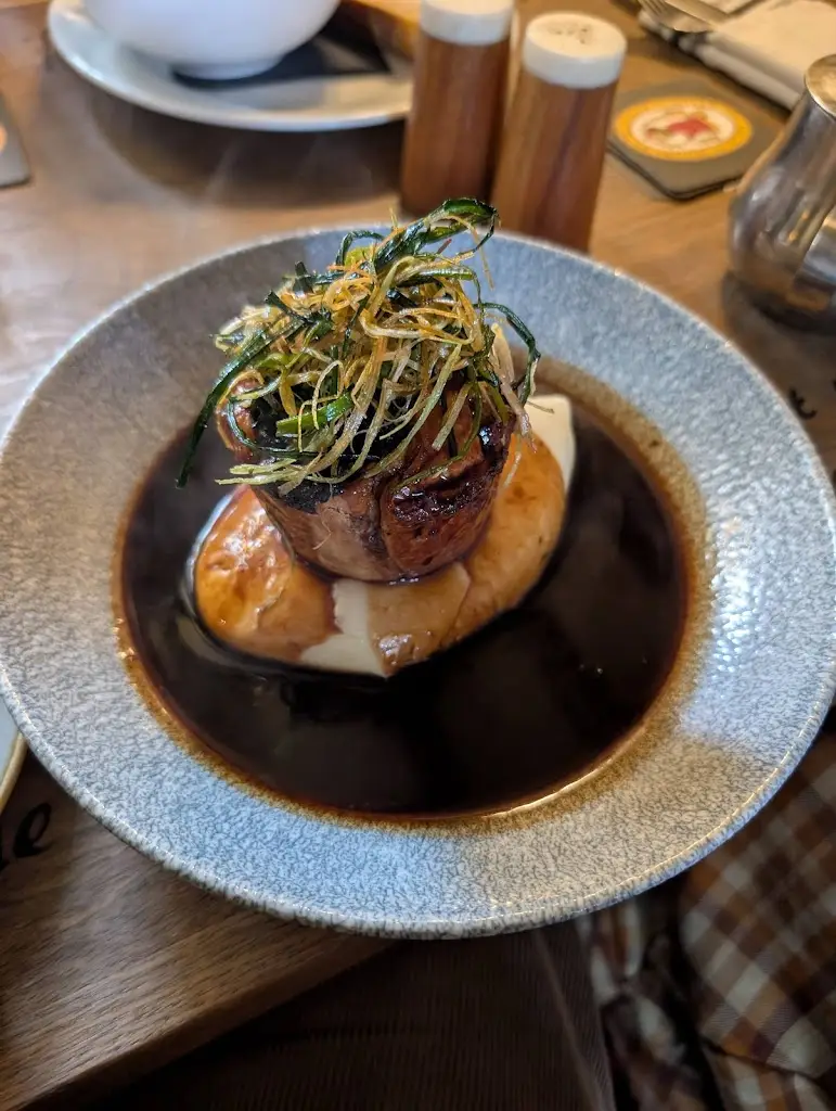 Alexandros Kumar_The Chequers Inn_Ledsham_review