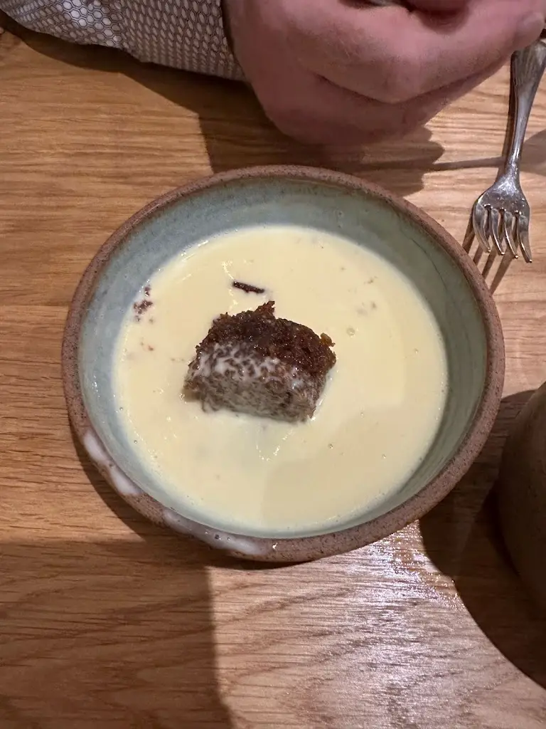 Neil Baldwin_33 The Homend_Ledbury_review