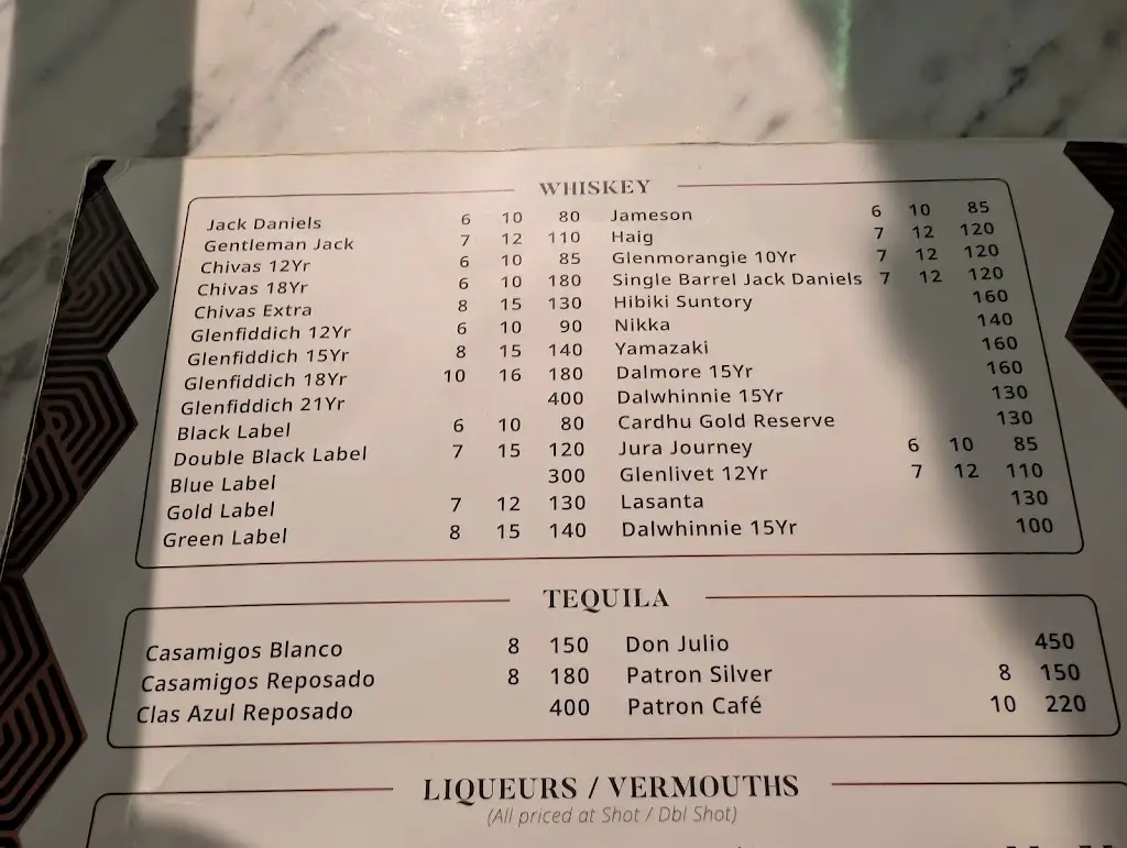 Menu_De Roya_Barking_image_1