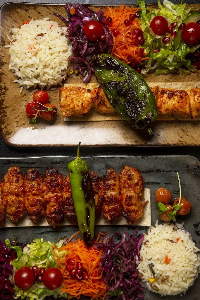 Menu_De Roya_Barking_image_5