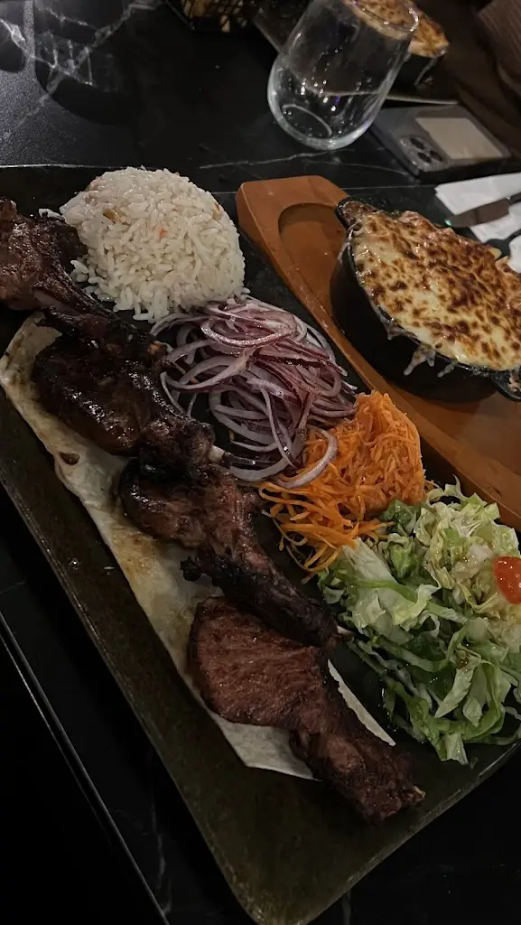 San_De Roya_Barking_review