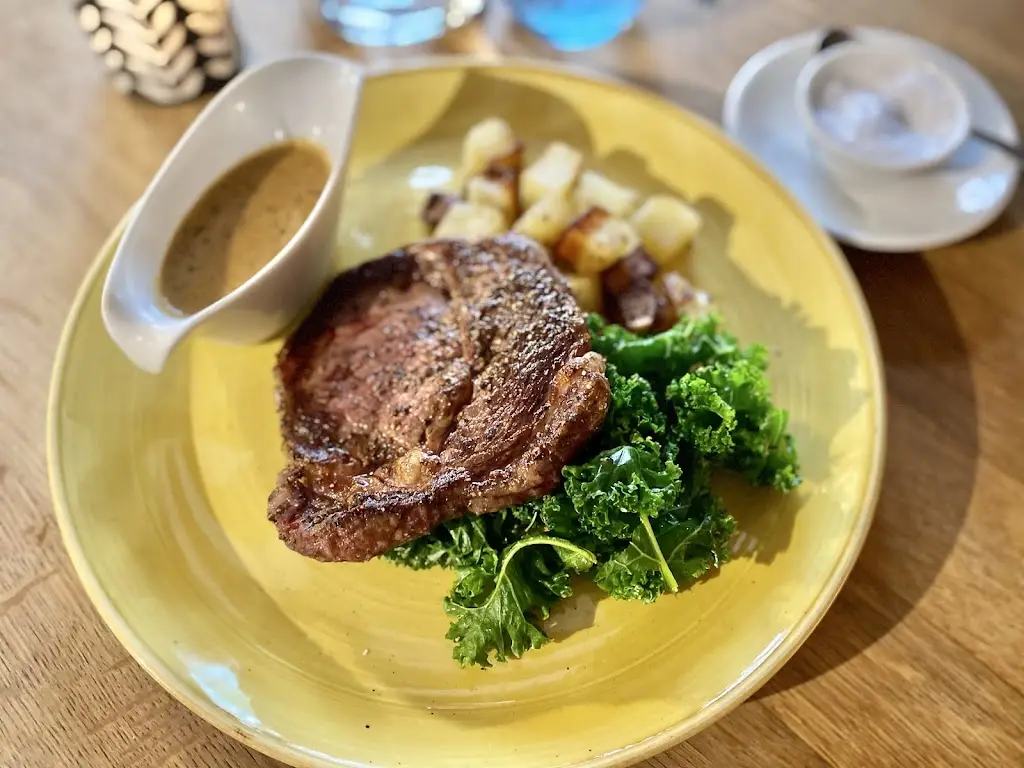 Number Ten Wine Bar and Kitchen_Lavenham_slider_image_2