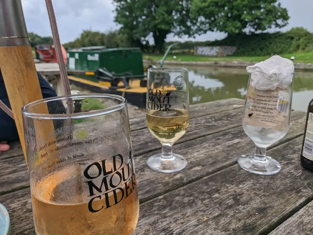 Menu_The Grove Lock, Leighton Buzzard_Leighton Buzzard_image_7