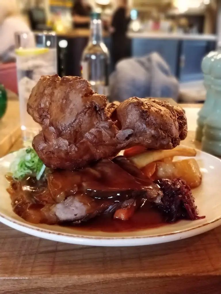 Menu_The Grove Lock, Leighton Buzzard_Leighton Buzzard_image_8