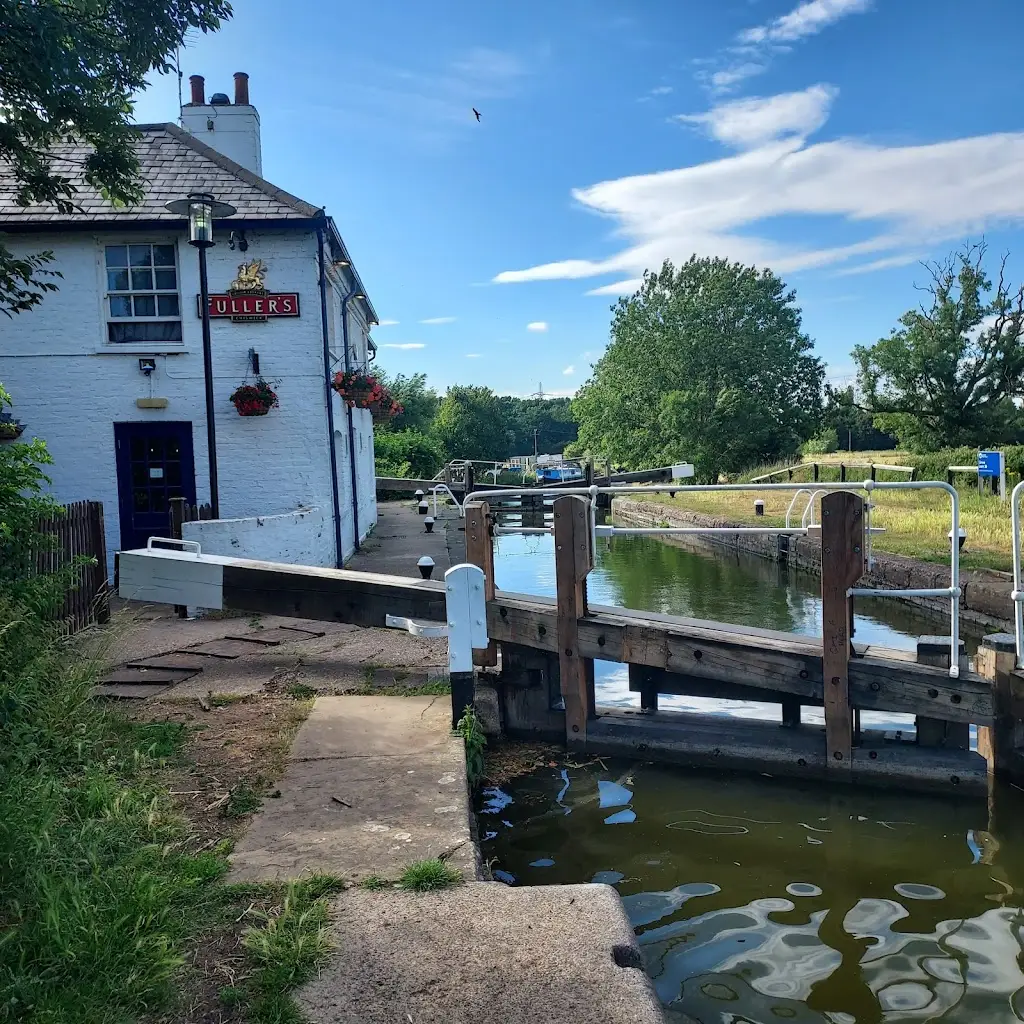 Sue Brown_The Grove Lock, Leighton Buzzard_Leighton Buzzard_review