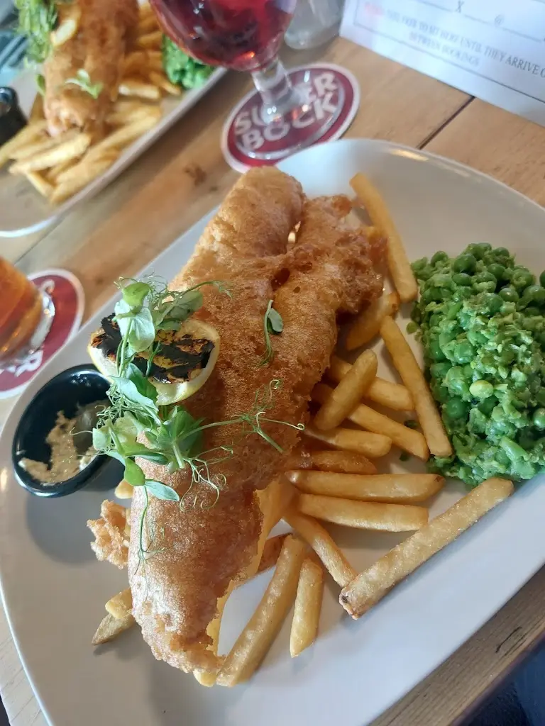 Debs_The Cape Of Good Hope_Leek Wootton_review