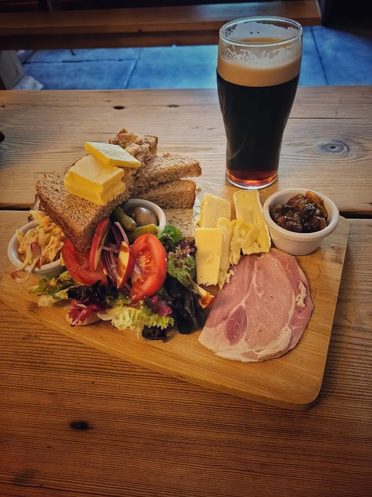 Ashley James 74_The Halfway House_Langport_recensione