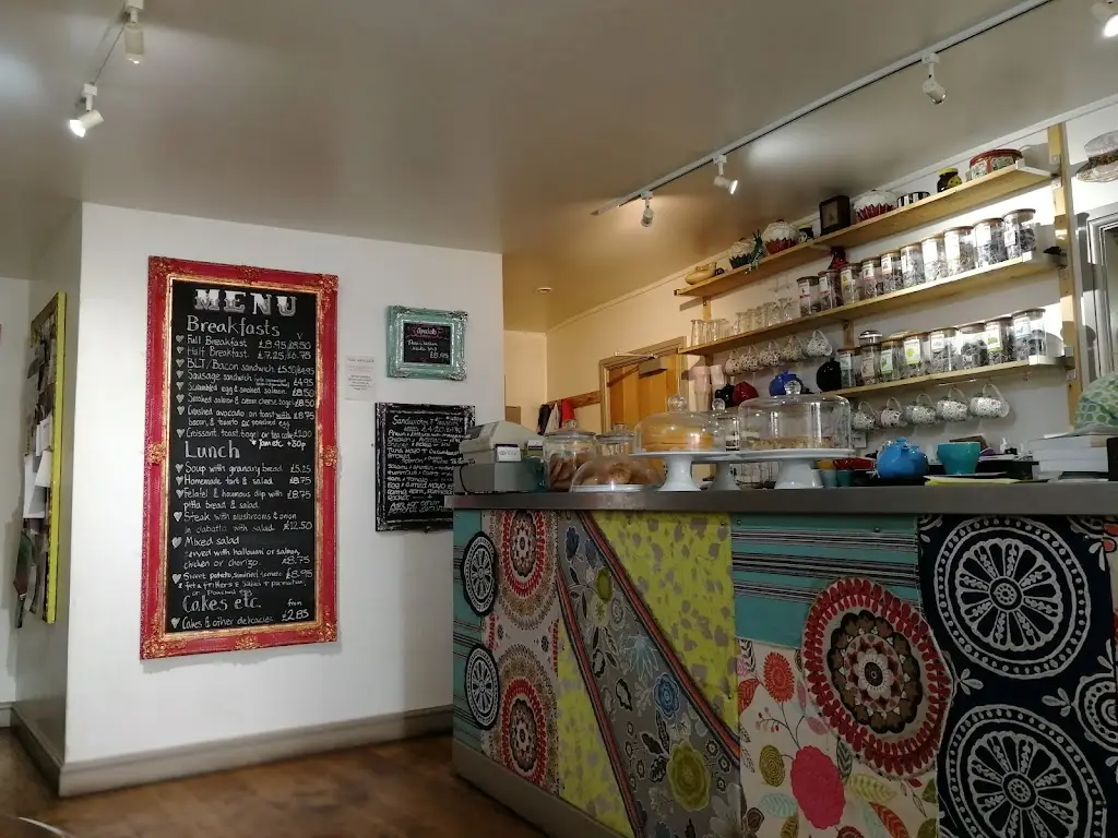 Lara P_Art Tea Zen_Langport_review