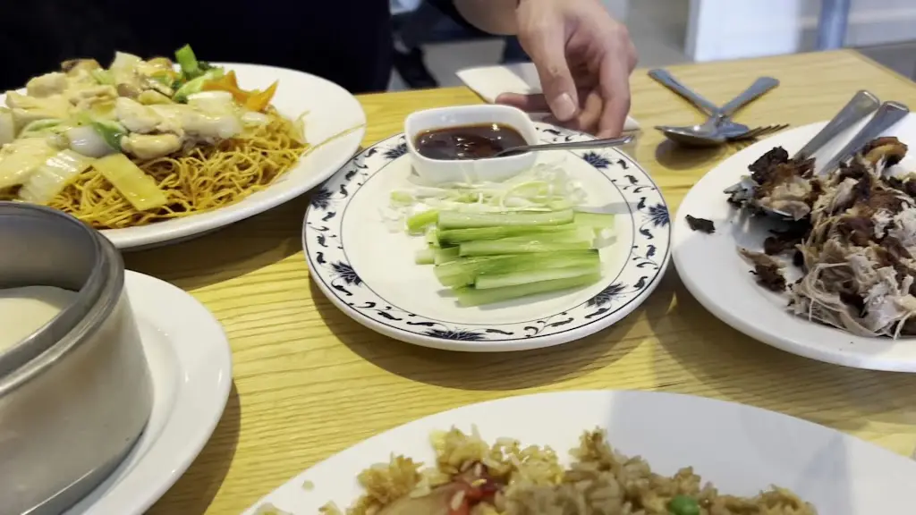 China Friend_Barking_slider_image_2