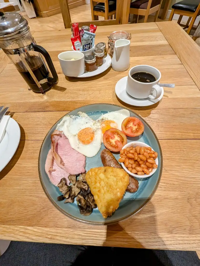 Scott Steventon_The Drayton Crown_Langport_review