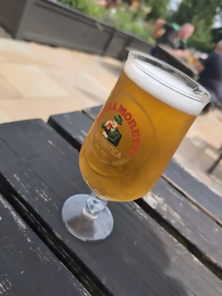 Menu_The French Horn_Lidlington_image_3