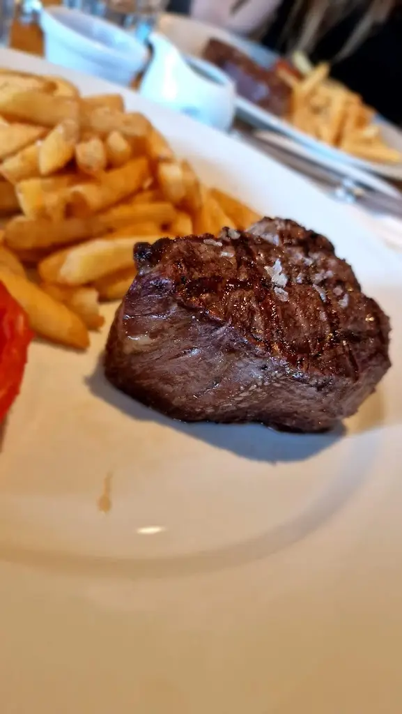 Menu_The French Horn_Lidlington_image_8