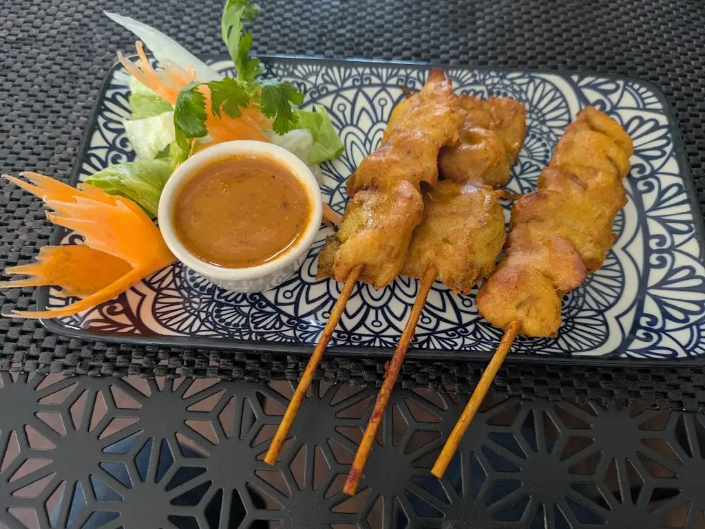 Menu_Aroy Thai_Langley Park_image_2