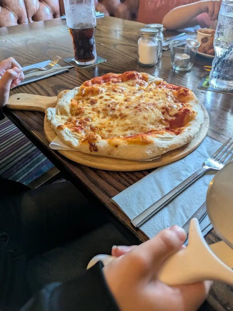 Cameron Castle_The Travellers Rest_Langley Park_review