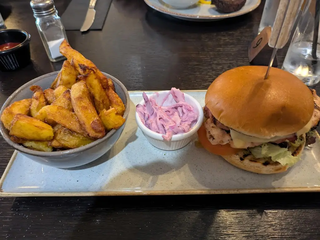 The Stonebridge Inn_Langley Park_slider_image_3