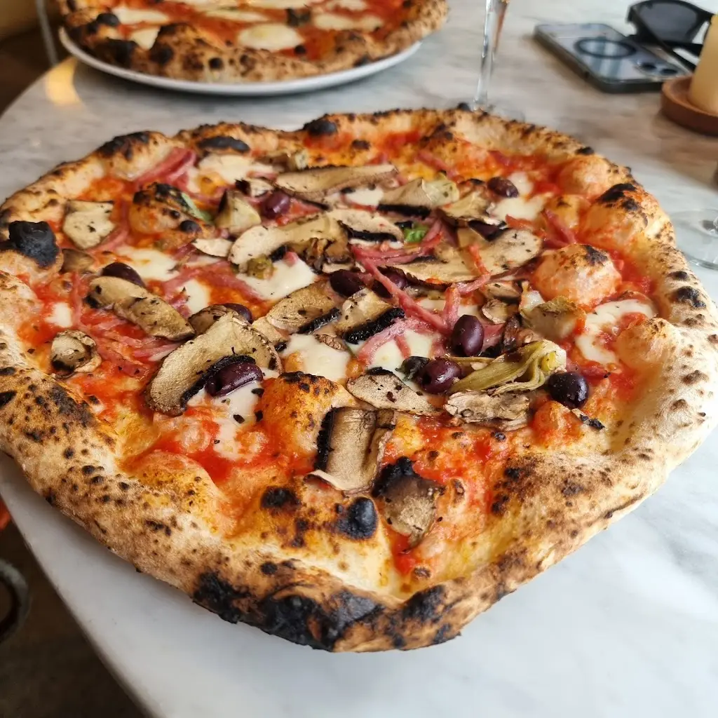 Rudy's Pizza Napoletana - Durham_Langley Park_slider_image_3