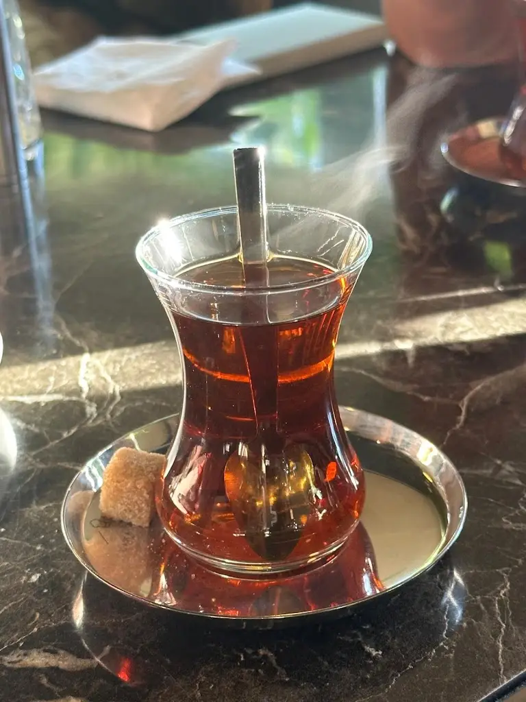 Menu_Lara Grill_Barking_image_5