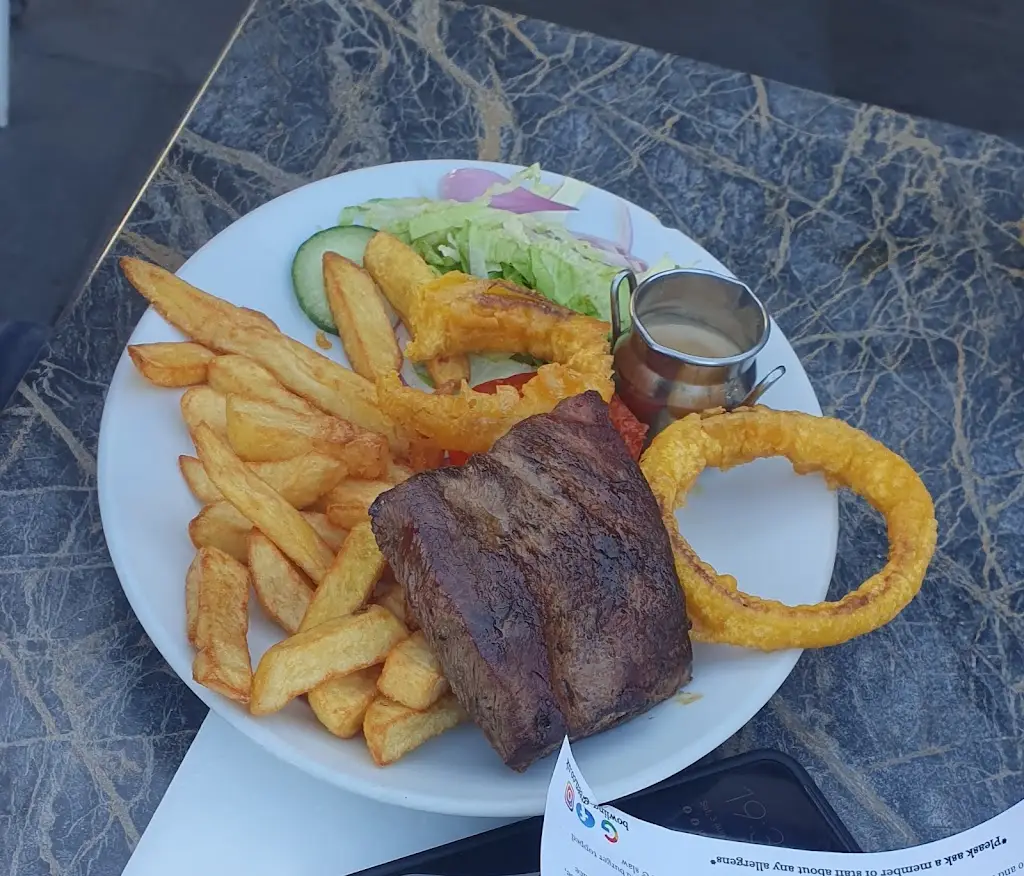 The Bowling Green Leigh Ltd_Leigh_slider_image_3