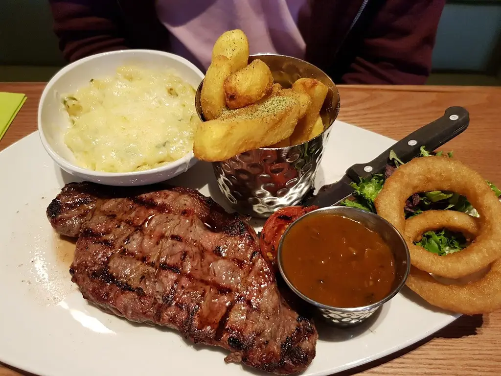 Menu_Harvester Atherleigh Leigh_Leigh_image_6