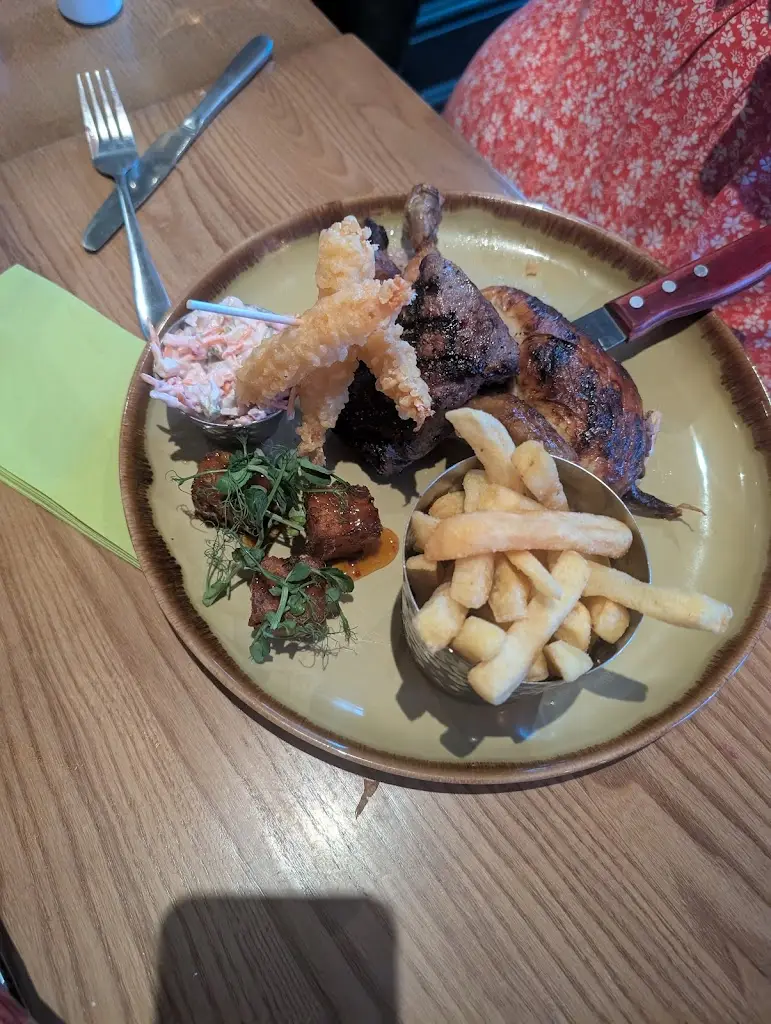 Denis Wilkinson_Harvester Atherleigh Leigh_Leigh_review