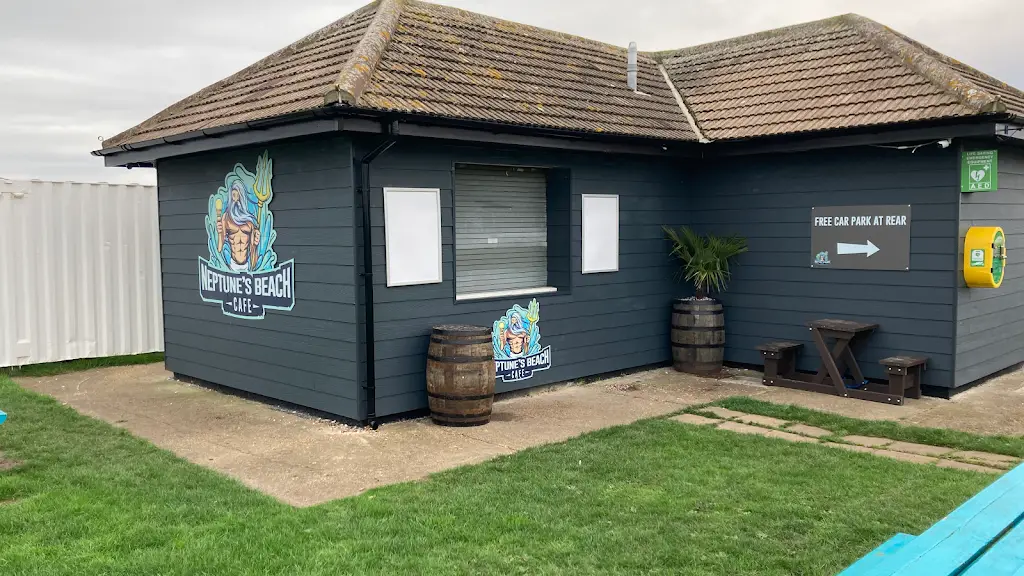 Neptune’s Beach Cafe_Leysdown-on-Sea_slider_image_1