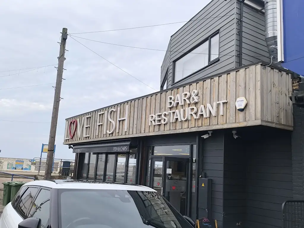 Love Fish Bar & Restaurant_Leysdown-on-Sea_slider_image_2