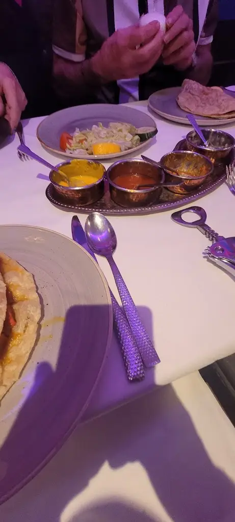 Menu_Cinnamon Palace_Lightwater_image_6