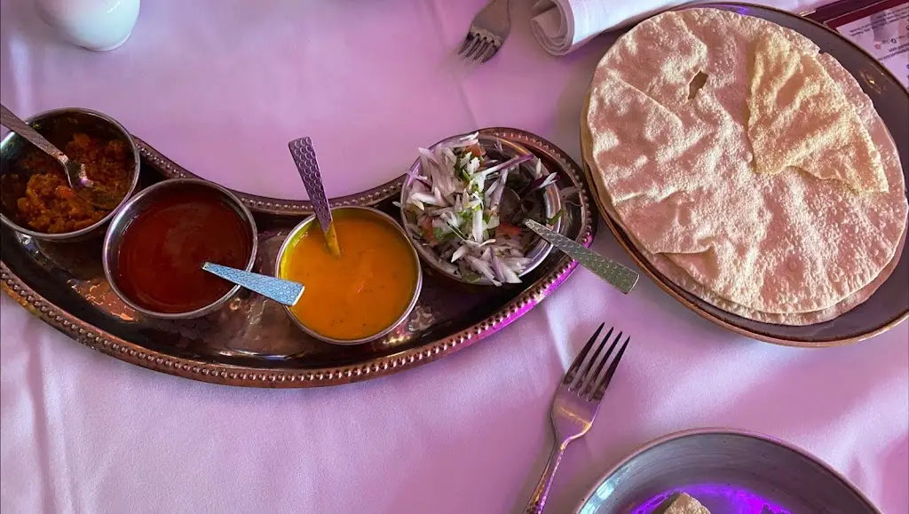 Sands_Cinnamon Palace_Lightwater_review