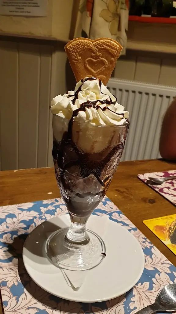 Menu_The Red Lion_Lightwater_image_9